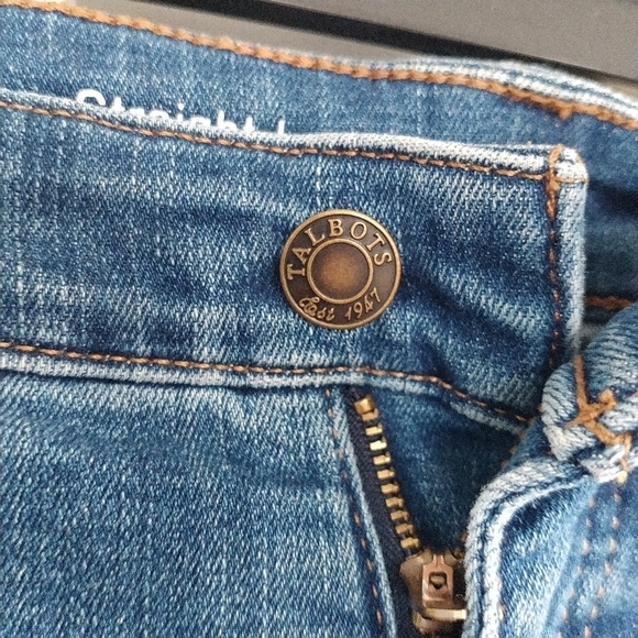 Talbot's Flawless High Rise Straight Leg Curvy Jeans 14P - Picture 2 of 8